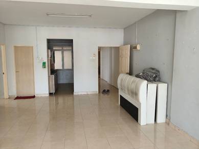 Condominium For Sale in D'Piazza Condominium
