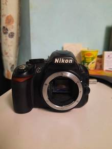 Nikon D3100 DSLR + 18-35mm Lens + 2 Batteries