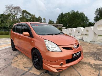 Nissan Grand Livina PREMIUM/LUXURY in Batu Pahat, JHR