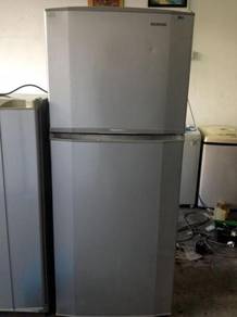 Refrigerator Peti Ais Fridge Sejuk Ice Samsung