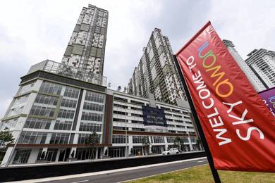 Condominium For Rent in Sky Awani Residensi 1