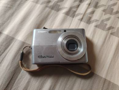 [Y2K Aesthetic] Vintage Casio Exilim EX-Z500