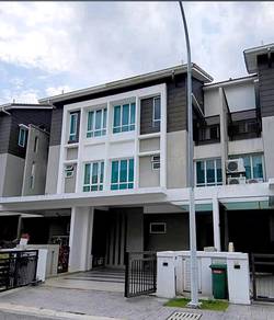 3-storey Terraced House For Sale in Semenyih,SGR