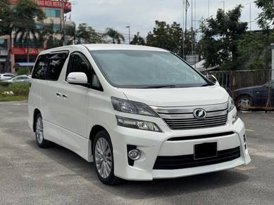 Toyota Vellfire Z in Johor Bahru, JHR