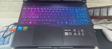 Laptop Acer Nitro V16s