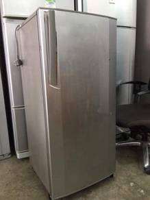 LG 1 door fridge Peti Sejuk Ais Refrigerator