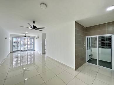 Service Residence For Sale in Aurora Residence @ Lake Side City