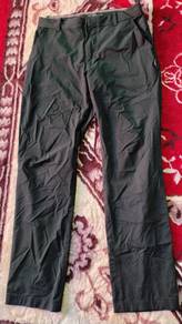Golf Titleist pant hitam