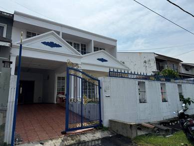 Semi-Detached House For Sale in Taman Melawati,KUL