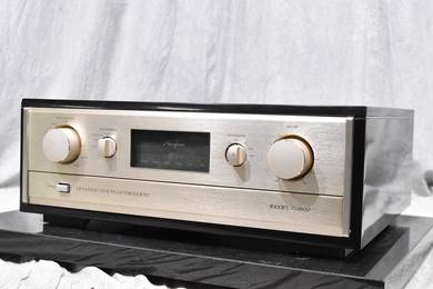 Accuphase C-280V Preamplifier