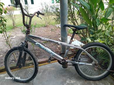 Basikal BMX Quicksilver