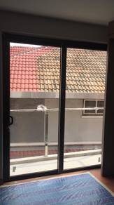 Pintu Dapur Aluminum & Kace