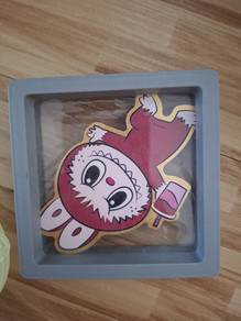 labubu 999 gold sticker