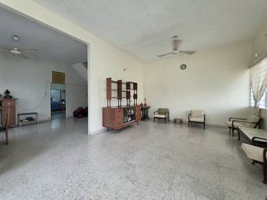Semi-Detached House For Sale in Jelutong,PNG