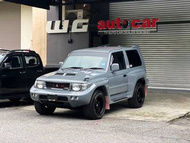 Mitsubishi Pajero EVOLUTION X in Kota Damansara, SGR