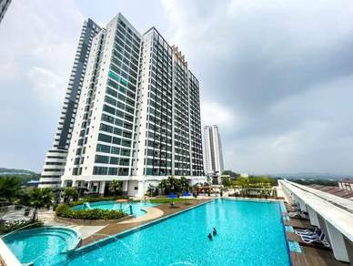 Service Residence For Auction in Amerin Residence