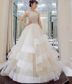 White ruffle layered wedding bridal dress RB1344