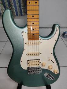 Original Tagima TG 540