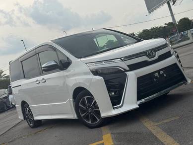 Toyota Voxy ZS KIRAMEKI III in Petaling Jaya, SGR