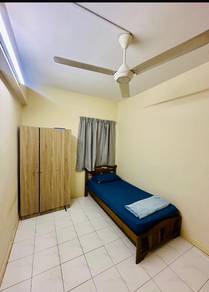 Room in Petaling Jaya, SGR