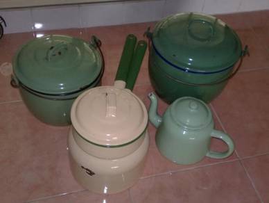 Antique enamel teapot pot teko periuk ayan antik