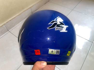 topi keledar motor