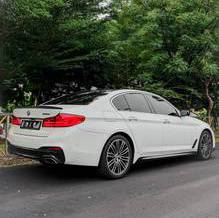BMW 530i 30i M-SPORT in Subang Jaya, SGR
