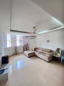 Apartment For Sale in Rampai Court