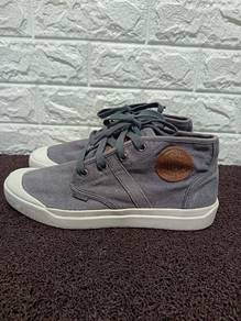 Uk8 Palladium  Mid-Top Sneakers