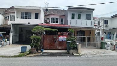2-storey Terraced House For Sale in Gombak,SGR