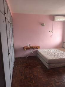 Room in Kuantan, PHG