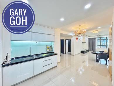 Condominium For Sale in All Seasons Park