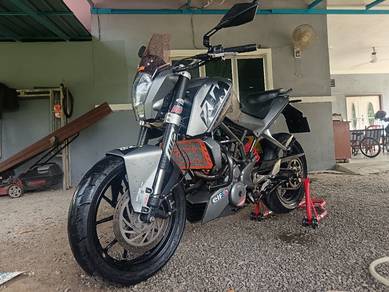 KTM 390 Duke