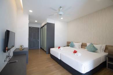 Service Residence For Rent in Tropical Villa