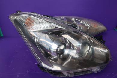 TOYOTA WISH Zge20 HEADLAMP 68-13
