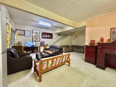 Semi-Detached House For Sale in Tanjong Kling,MLK