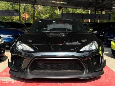 Toyota 86 AUTOMATIC in Desa Petaling, KUL