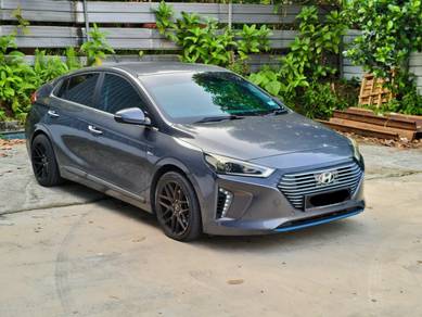 2018 Hyundai Ioniq HEV PLUS
