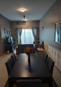 Condominium For Sale in Residensi Zamrud