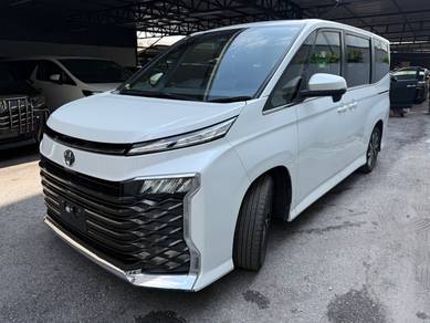 Toyota Voxy S-Z in City Centre, KUL