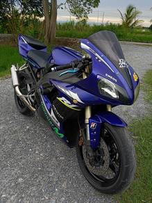 Yamaha YZF-R1