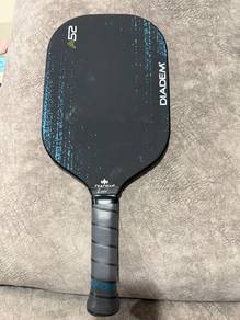 Pickle ball paddle