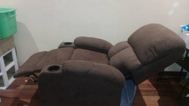 Recliner sofa