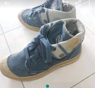 Blue geox UK4