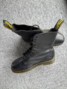 Dr. Martens Authentic 1490
