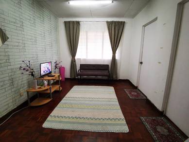 Room in Shah Alam, SGR