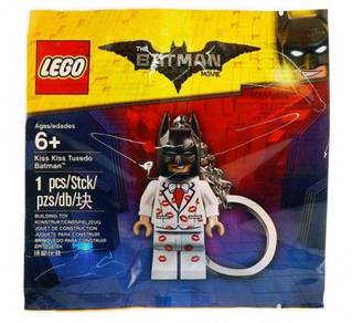 LEGO 5004928 Kiss Kiss Tuxedo Batman Keychain