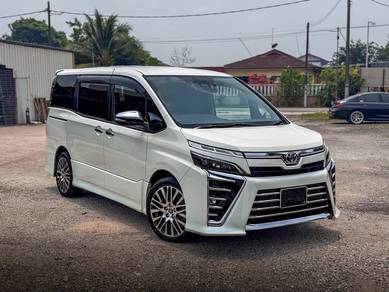 Toyota Voxy ZS KIRAMEKI II in Johor Bahru, JHR
