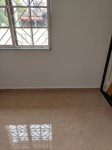 Room in Puchong, SGR