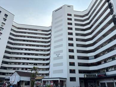Apartment For Sale in Greenlane Heights Block A